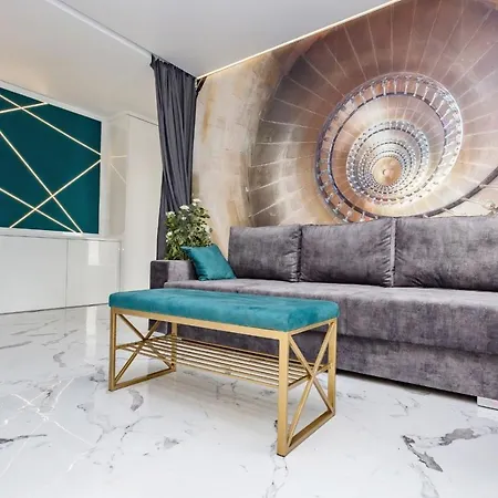 Апартаменты Vip Two-bedroom On Marksa 4 Street *