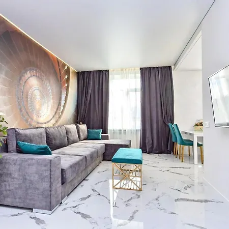 Vip Two-bedroom On Marksa 4 Street Апартаменты *