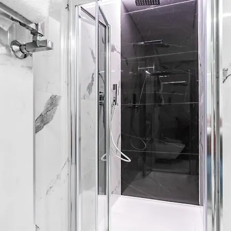 Vip Two-bedroom On Marksa 4 Street